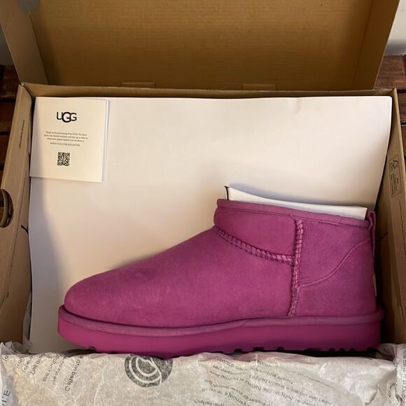 UGG Classic Ultra Mini Booties Mangosteen USA Women Size 10/UK 8/EU 41 - Picture 15 of 15